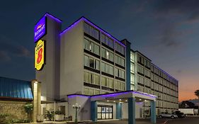 Super 8 By Wyndham Laredo